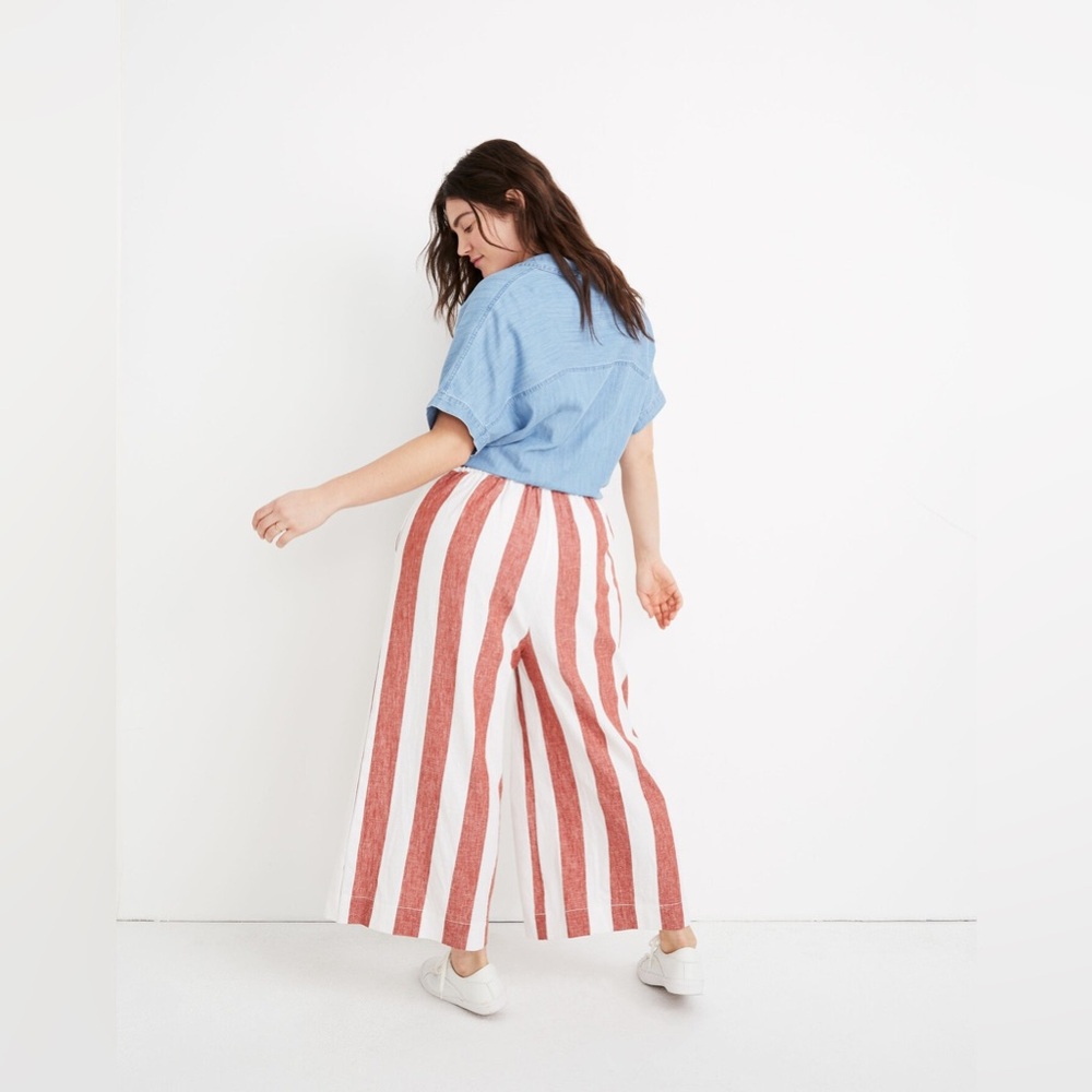 Huston Pull-On Crop Pants in Parrot Stripe | Dark Cinnabar | Small